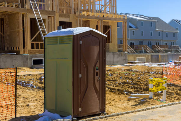 Portable Toilet Options We Offer in Carnegie, PA